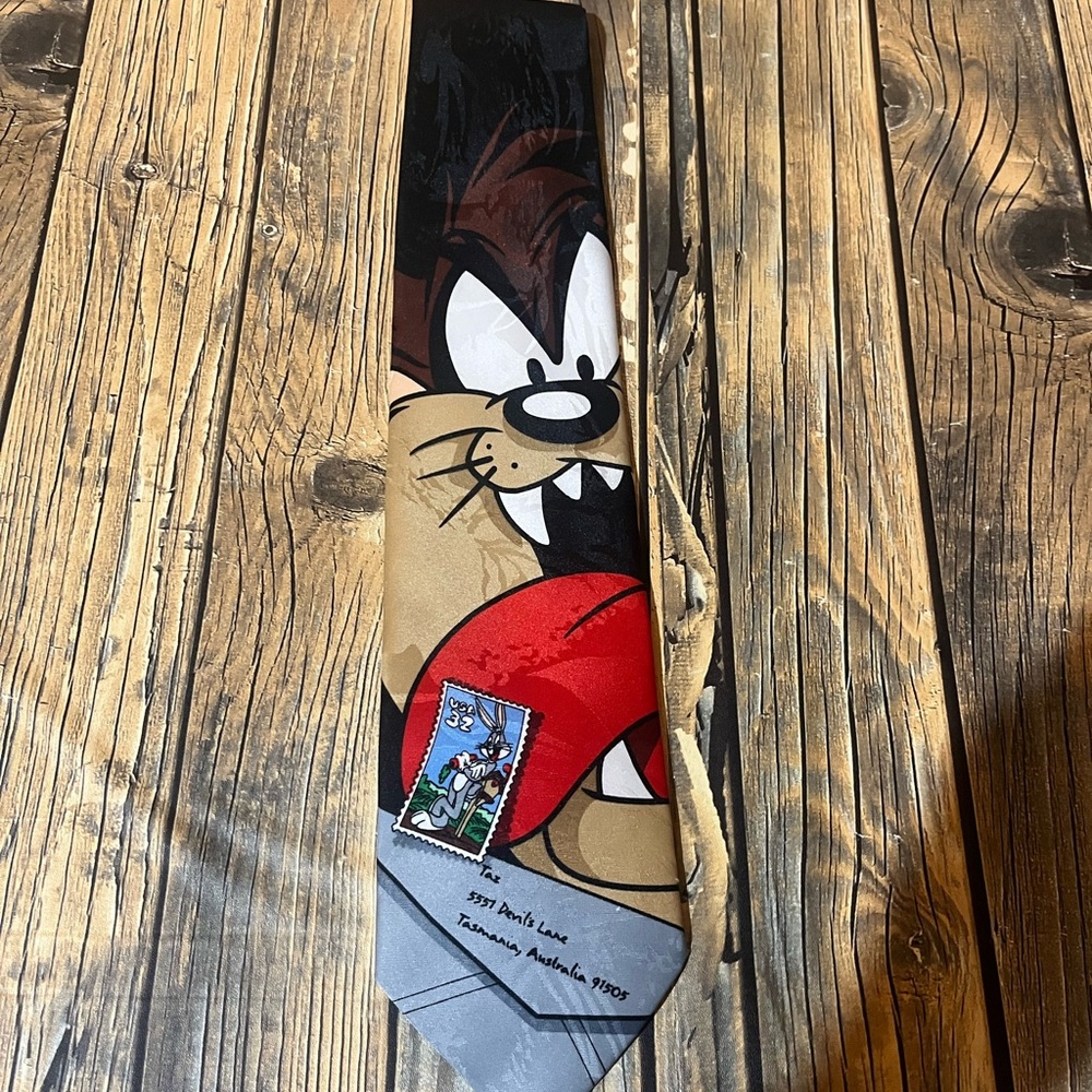Warner Bros. Looney‎ Tunes Taz Tie in Red, Black, and Tan